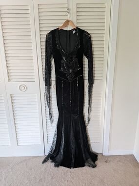 Morticia Addams Cosplay Dress